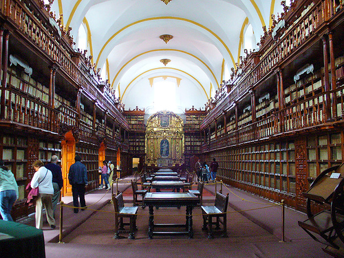 biblioteca palafoxiana puebla