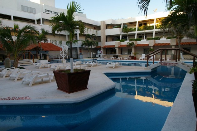 Hotel-Flamingos-Cancun