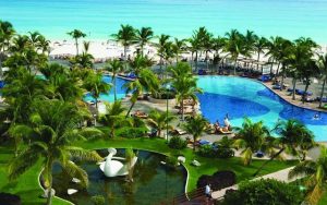 Las 3 mejores cadenas de hoteles todo incluido en Cancún