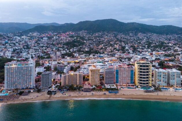 What is the best area of ​​Acapulco