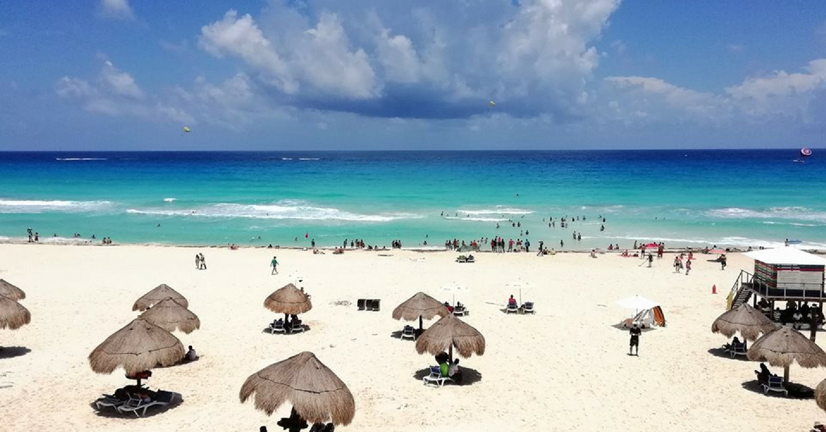 Sargassum in Cancun Beaches